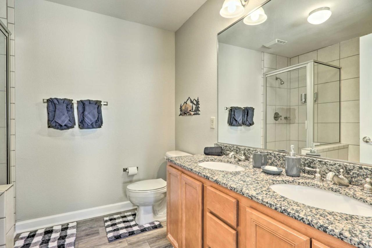 Downtown Pigeon Forge Condo With Pool Access! Buitenkant foto