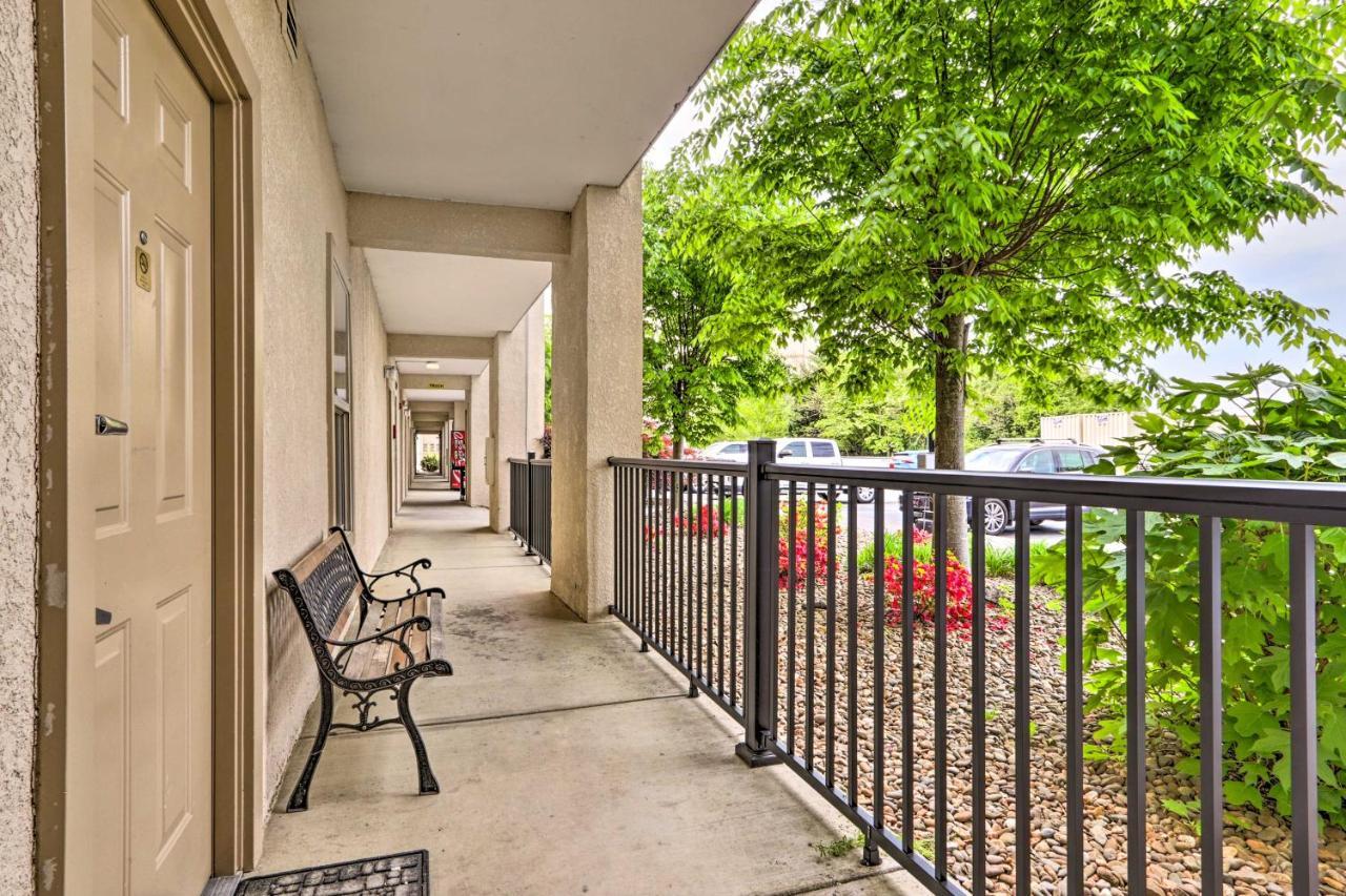 Downtown Pigeon Forge Condo With Pool Access! Buitenkant foto
