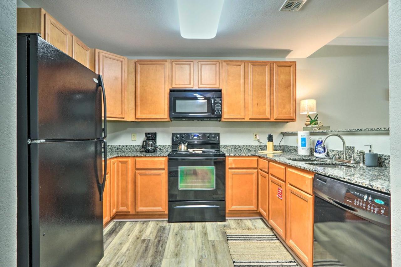 Downtown Pigeon Forge Condo With Pool Access! Buitenkant foto