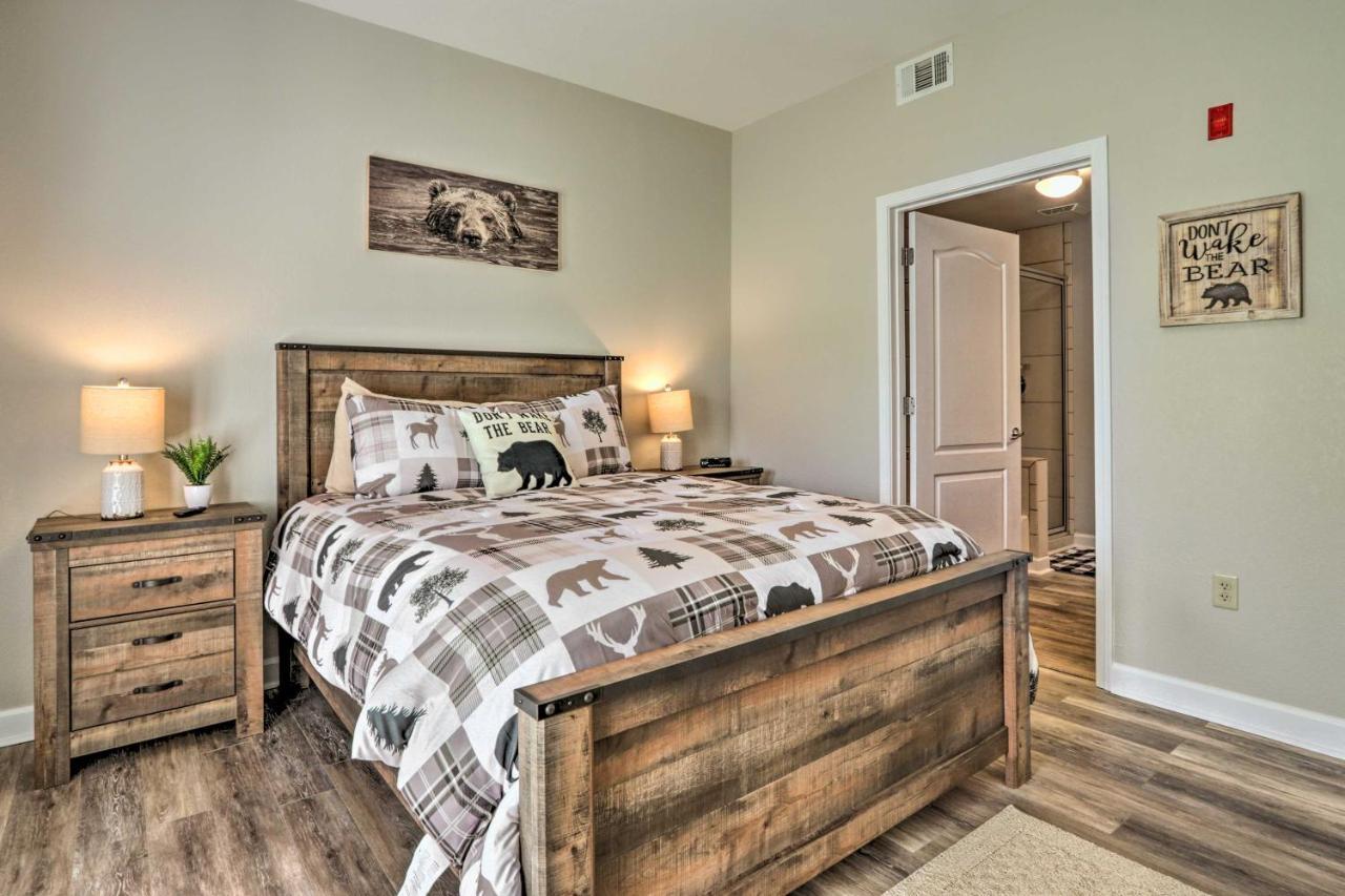 Downtown Pigeon Forge Condo With Pool Access! Buitenkant foto
